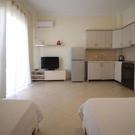 Sunset Apartments Berdenesh Sarandë 外观 照片
