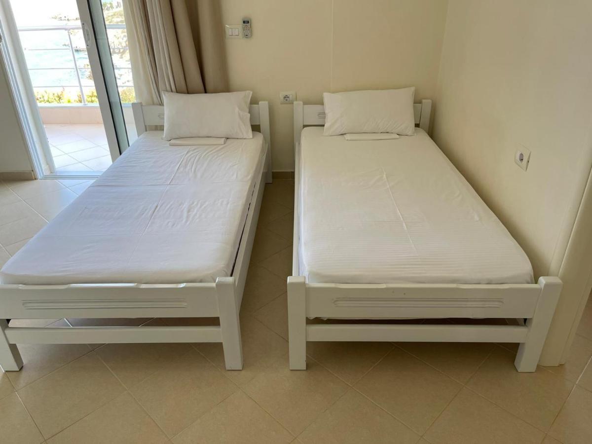 Sunset Apartments Berdenesh Sarandë 外观 照片