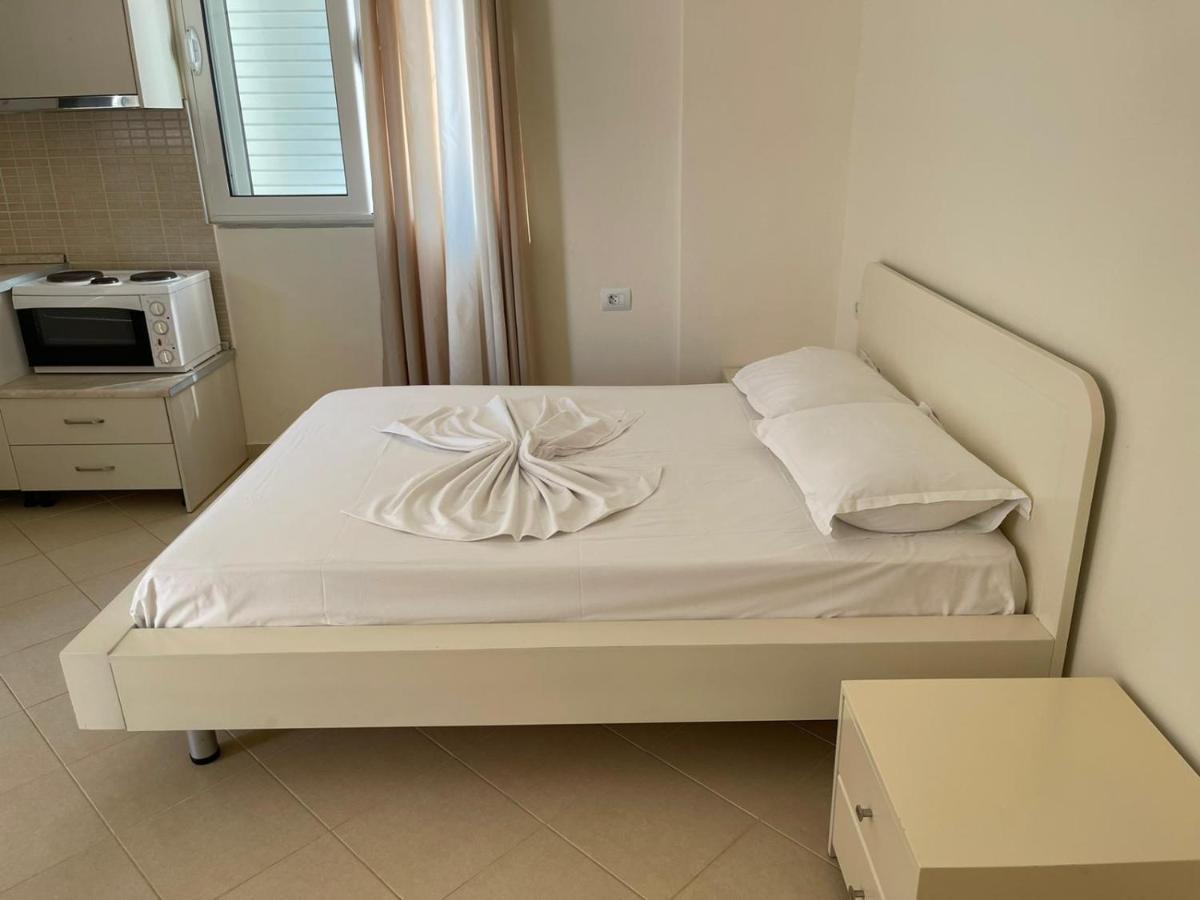 Sunset Apartments Berdenesh Sarandë 外观 照片
