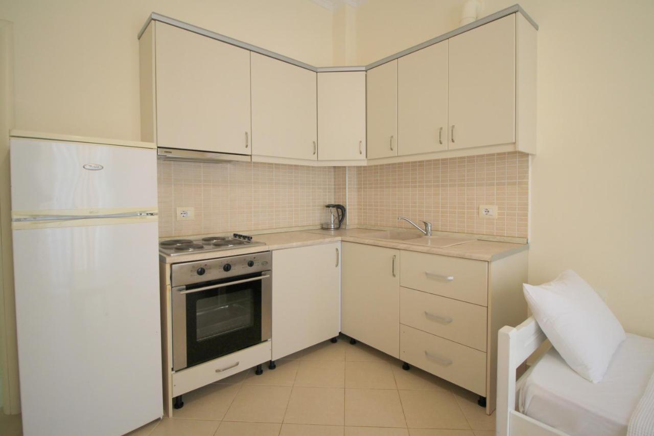 Sunset Apartments Berdenesh Sarandë 外观 照片