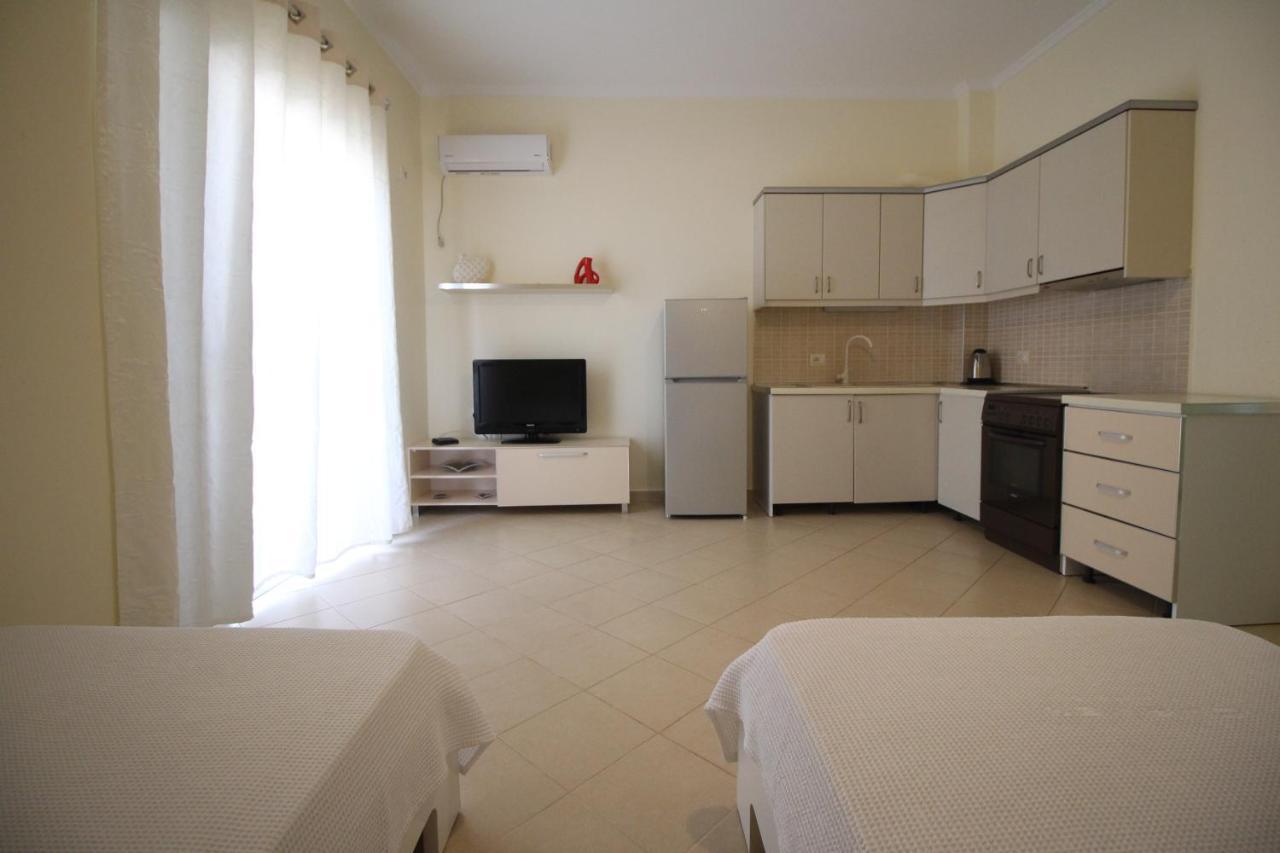 Sunset Apartments Berdenesh Sarandë 外观 照片